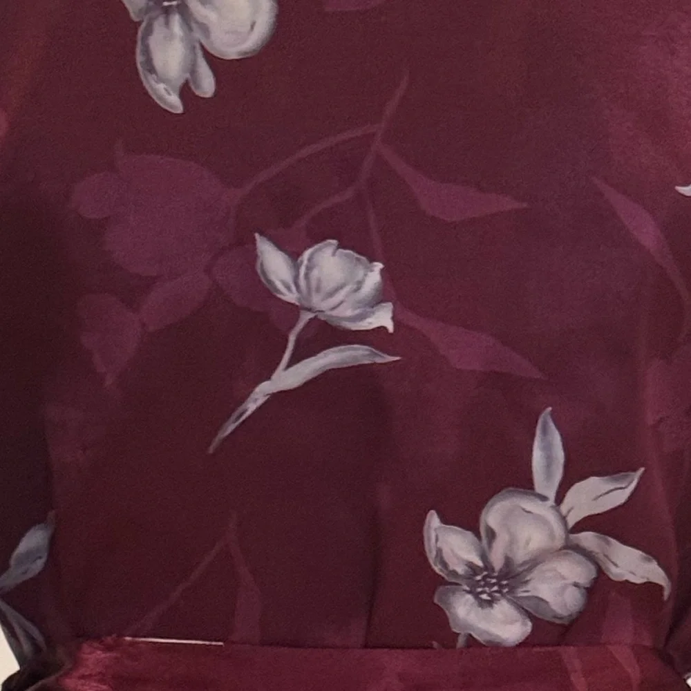 Halston Robe Burgundy Wine Floral L/XL